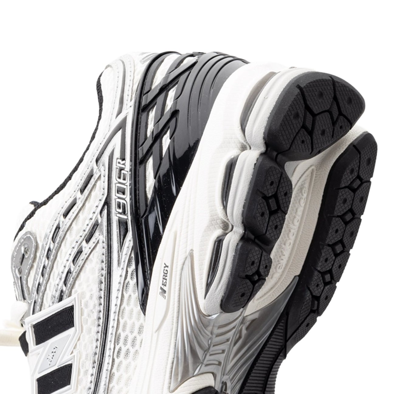 New Balance 1906R 'Silver Metallic'