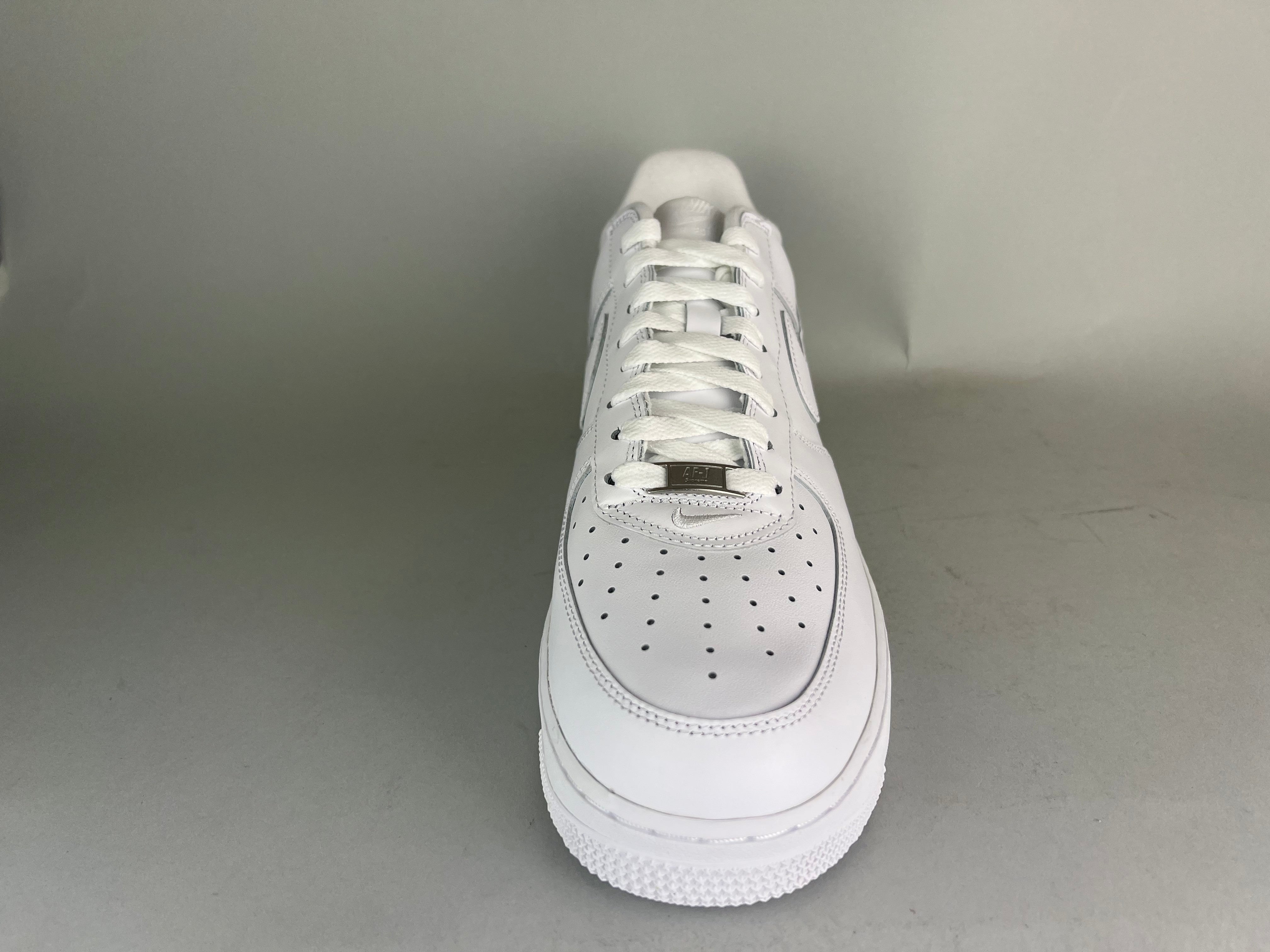 Supreme x Nike Air Force 1 Low 'White' - Size 36.5 (ARCHIVE)