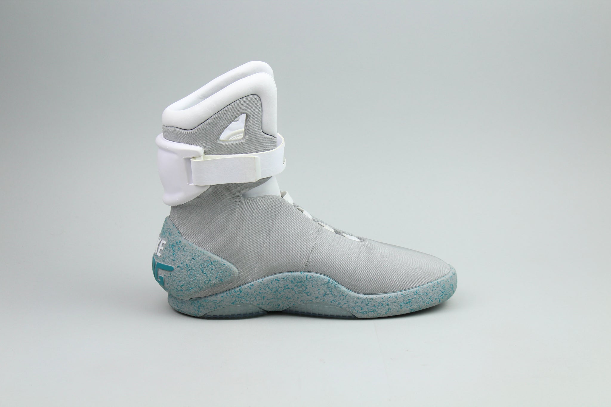 Nike MAG Zurück in die Zukunft 2011 (VAULT) – The Attic