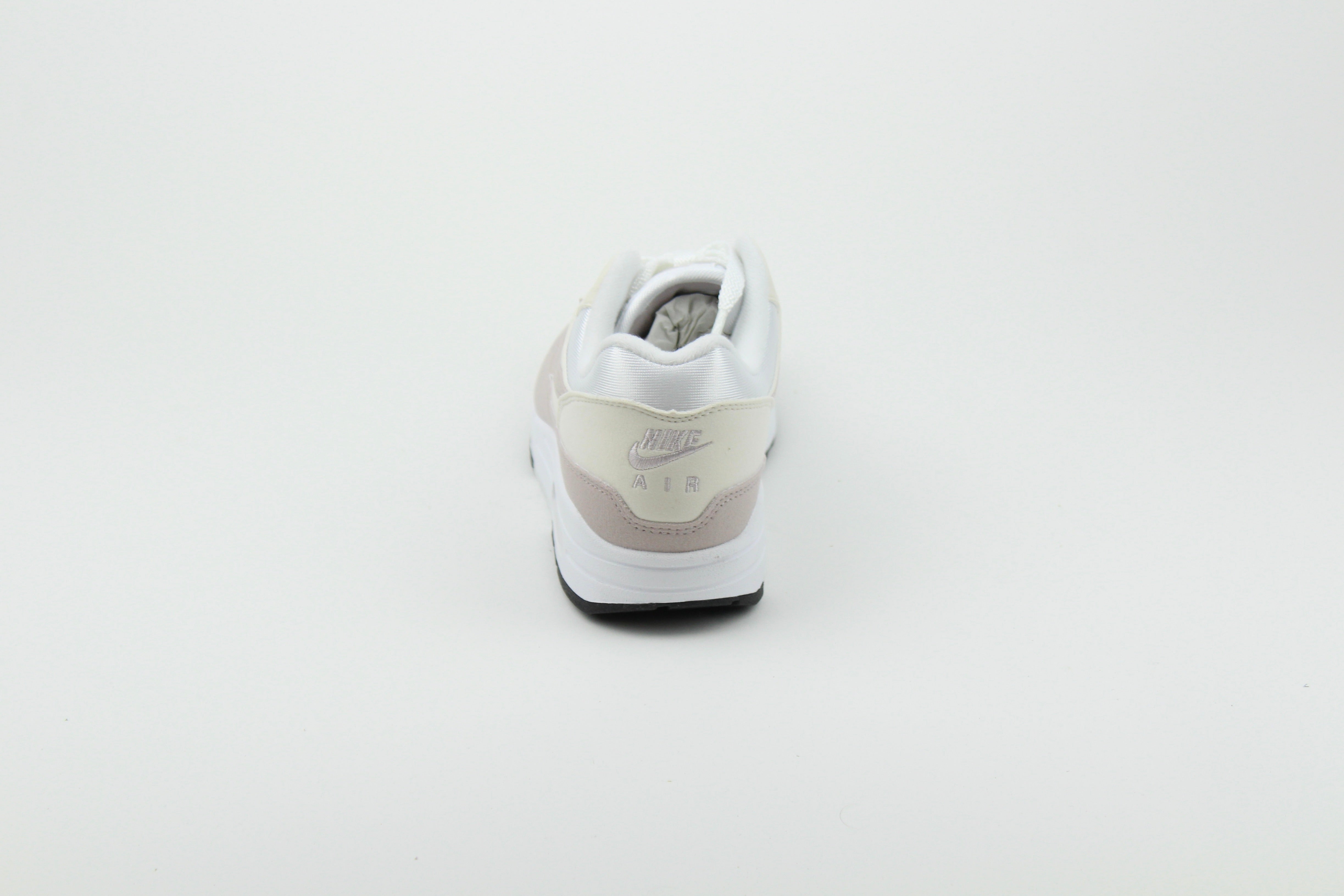 Nike Air Max 1 'Platinum Violet' (W)