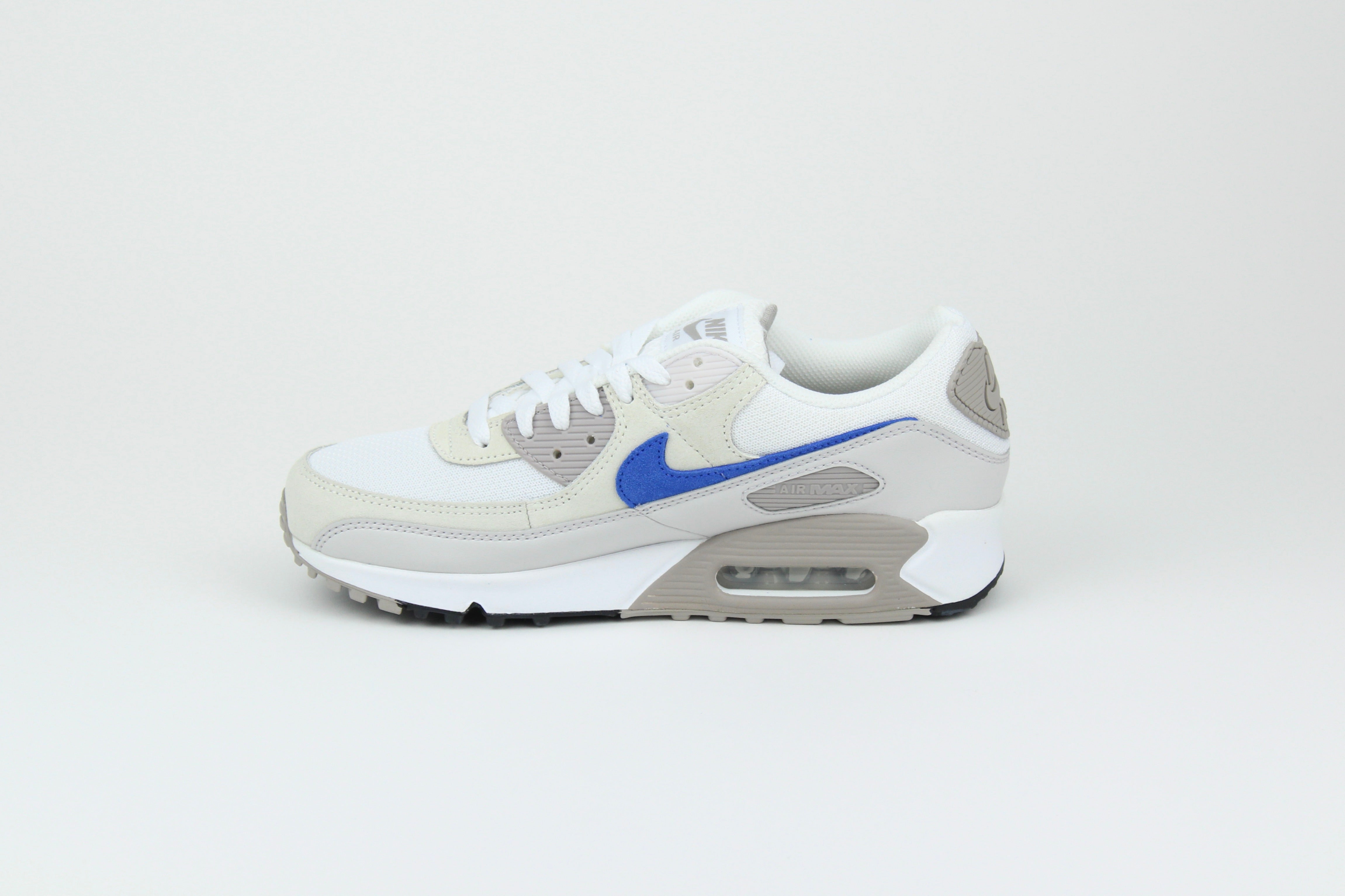 Nike Air Max 90 sneakers in 'Grey Racer Blue' colorway, stylish athletic shoes with grey and blue accents, perfect for casual and sportswear.