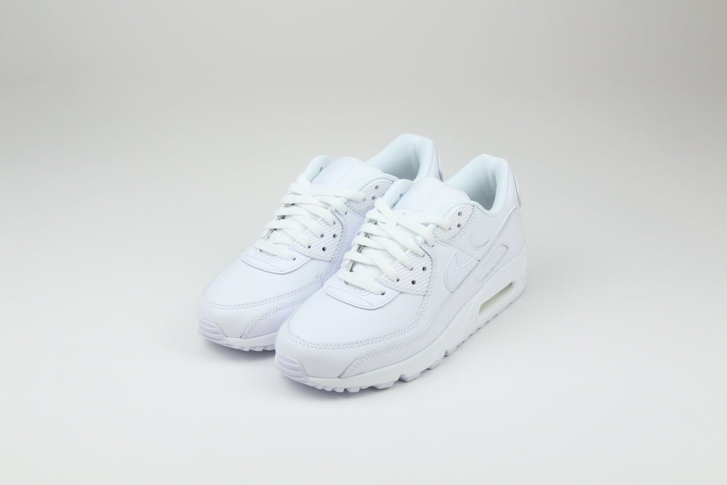 Nike Air Max 90 Leather Triple White – Classic Retro Running Sneakers, Premium All-White Lifestyle Shoes, Iconic Streetwear Trainers
