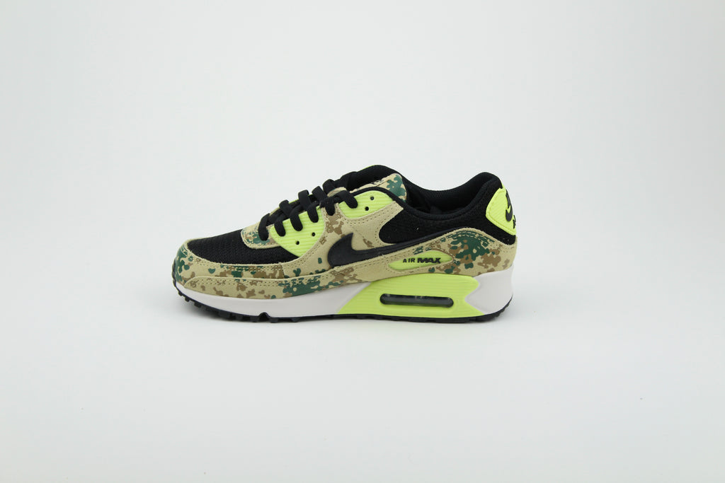 Nike Air Max 90 'Light Lemon Twist' (Camo Pack) – vibrant sneakers with a fresh lemon color, camo details, innovative Nike Air cushioning, and durable design, ideal for casual and athletic wear.