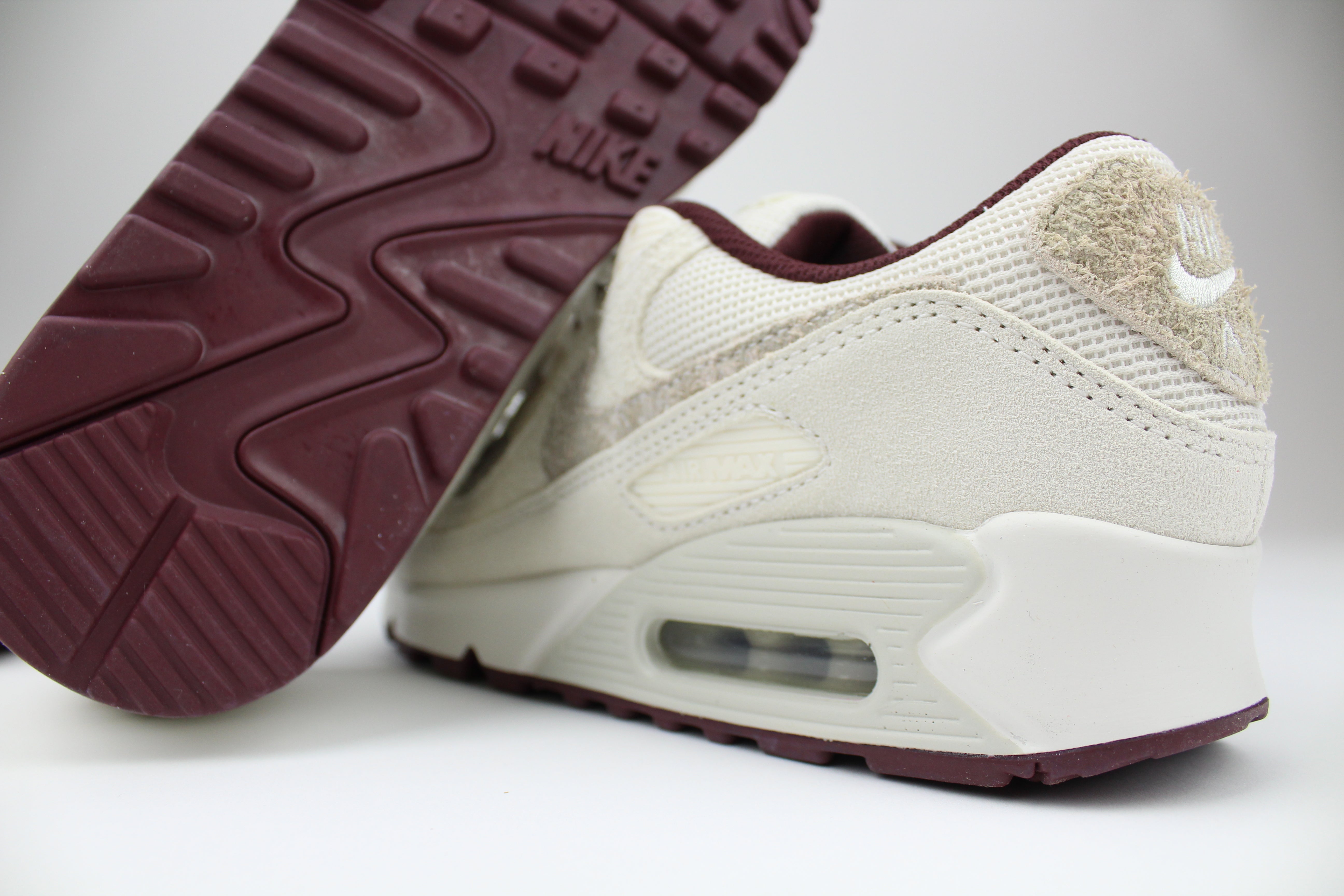 Nike Air Max 90 'Phantom Burgundy Crush' – The Attic