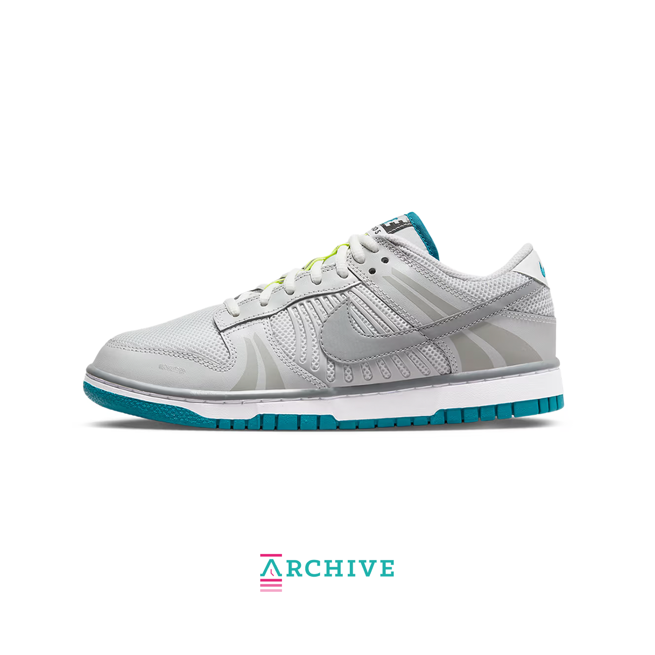 Nike Dunk Low Timeless sneaker in grey and black with premium leather upper and classic Dunk silhouette