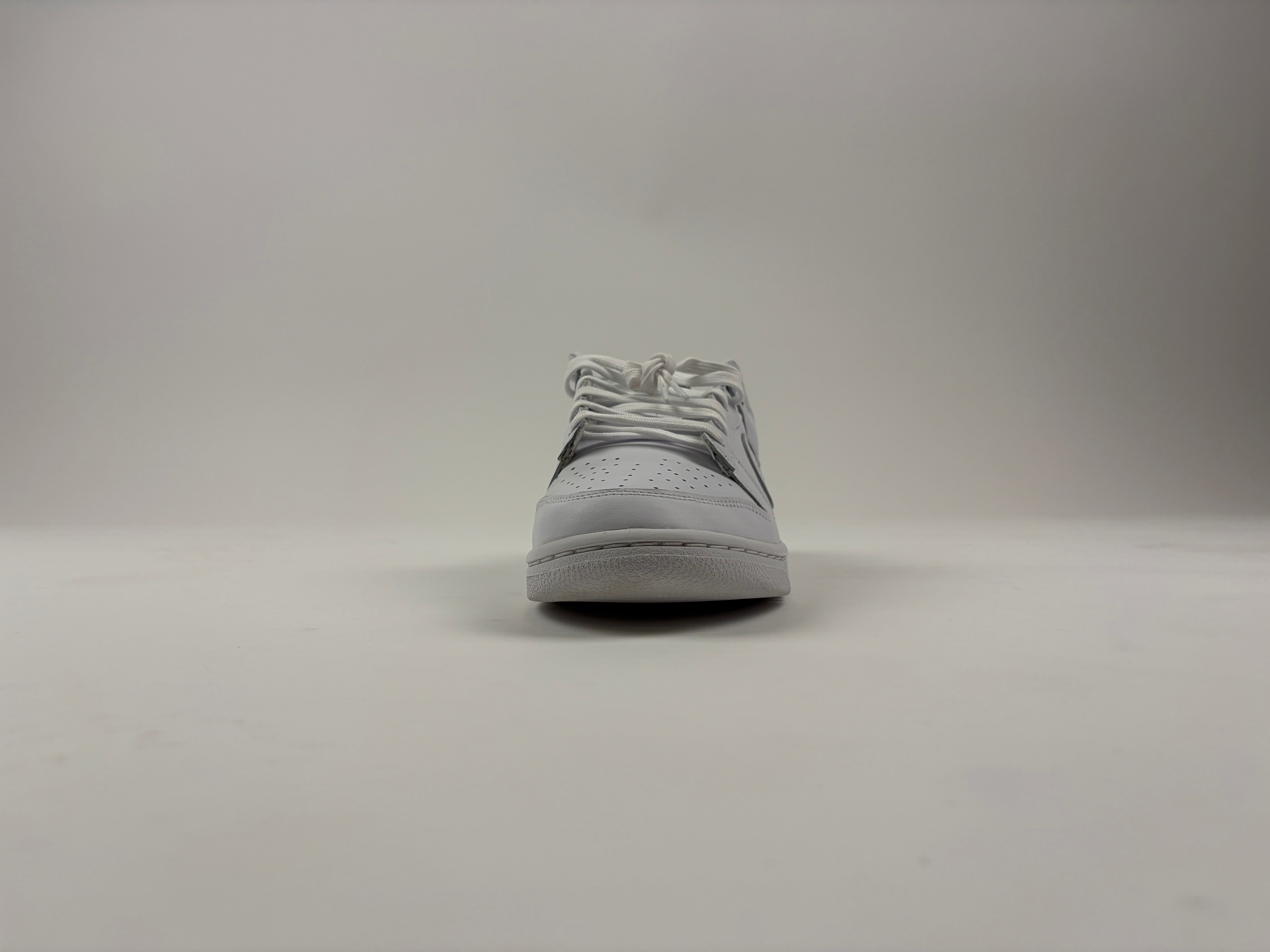 Nike Dunk Low 'Triple White' - Size 44.5 (ARCHIVE) photo 6