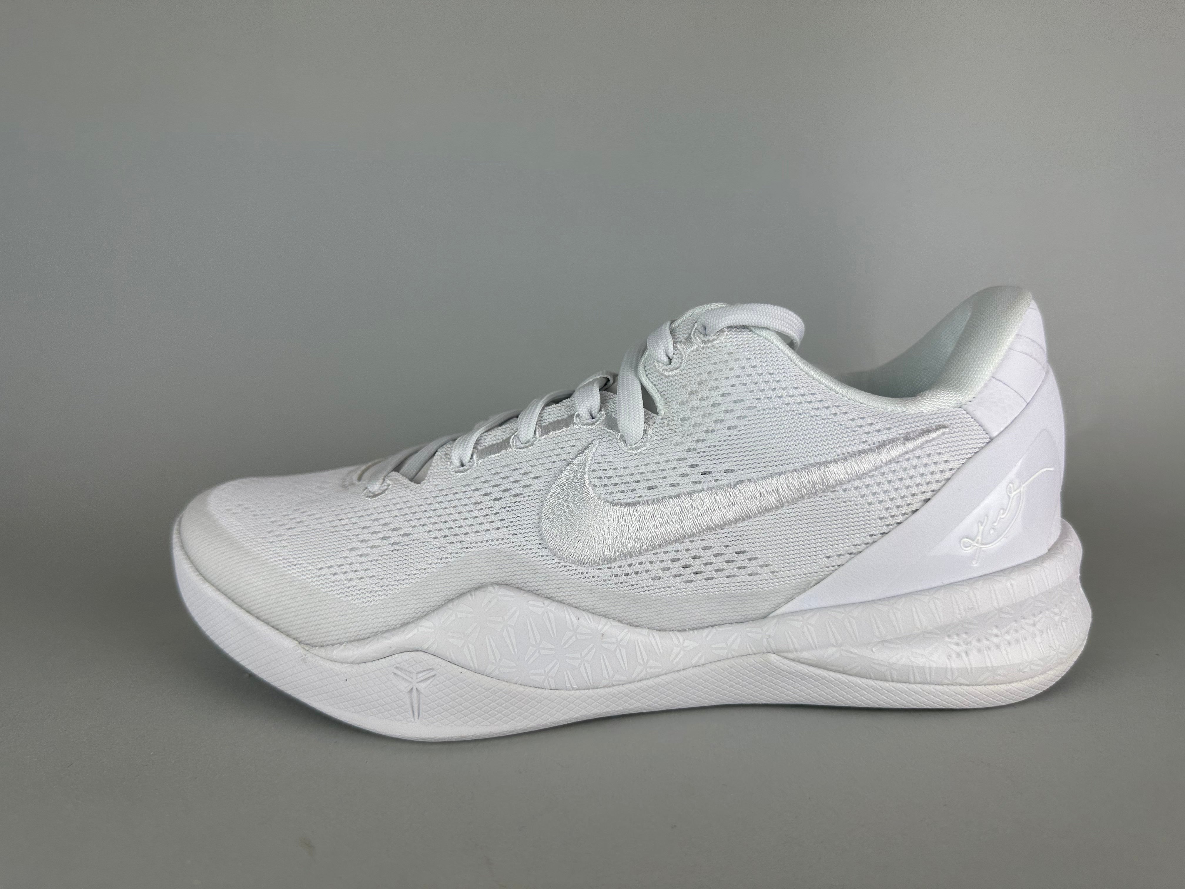 Nike Kobe 8 Protro 'Halo' - Size 38 (ARCHIVE) photo 3