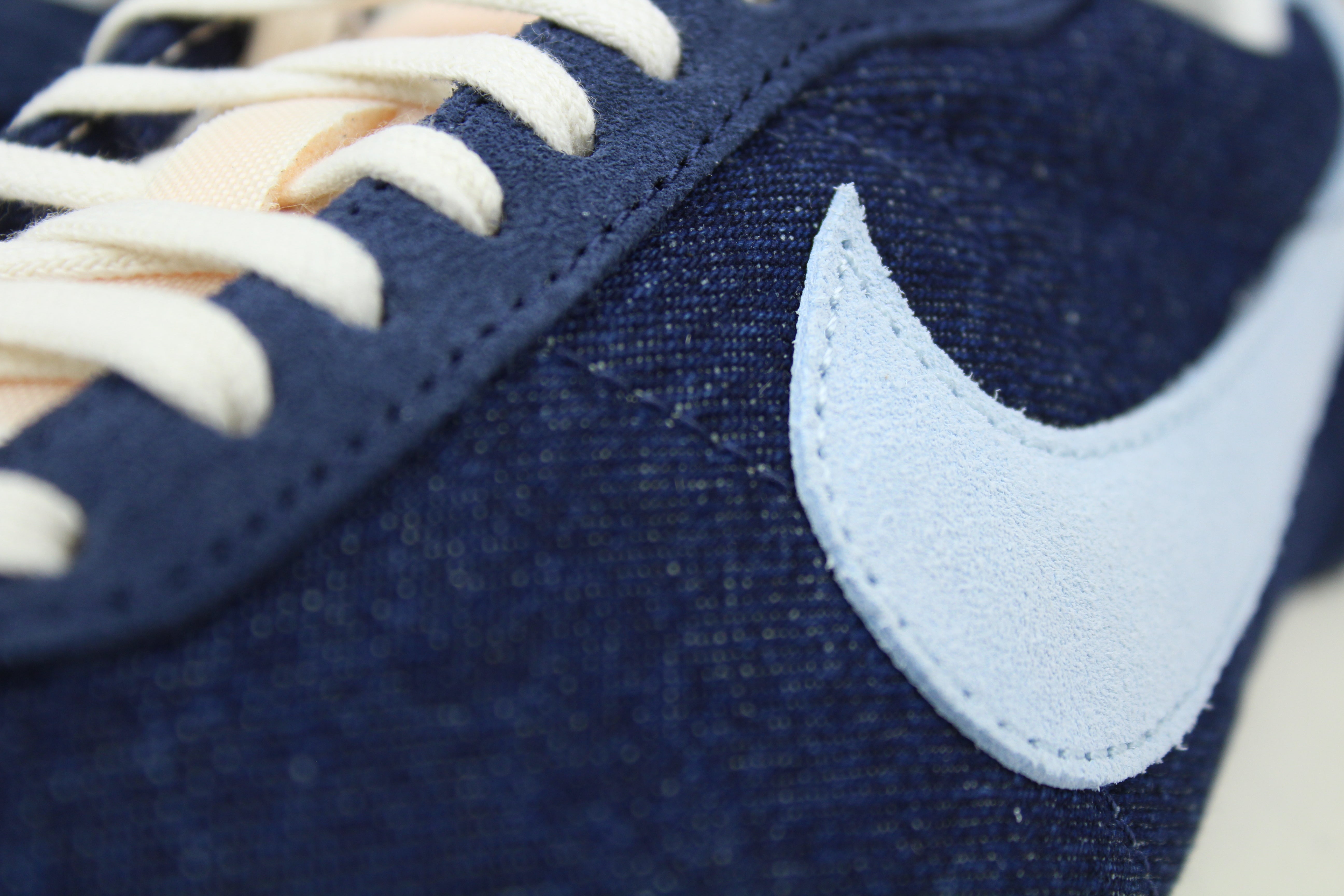 Nike LD-1000 SE Midnight Navy Pale Ivory College Grey Celestine Blue Women’s – Retro Running Sneakers, Vintage-Inspired Lifestyle Shoes, Stylish Streetwear Trainers