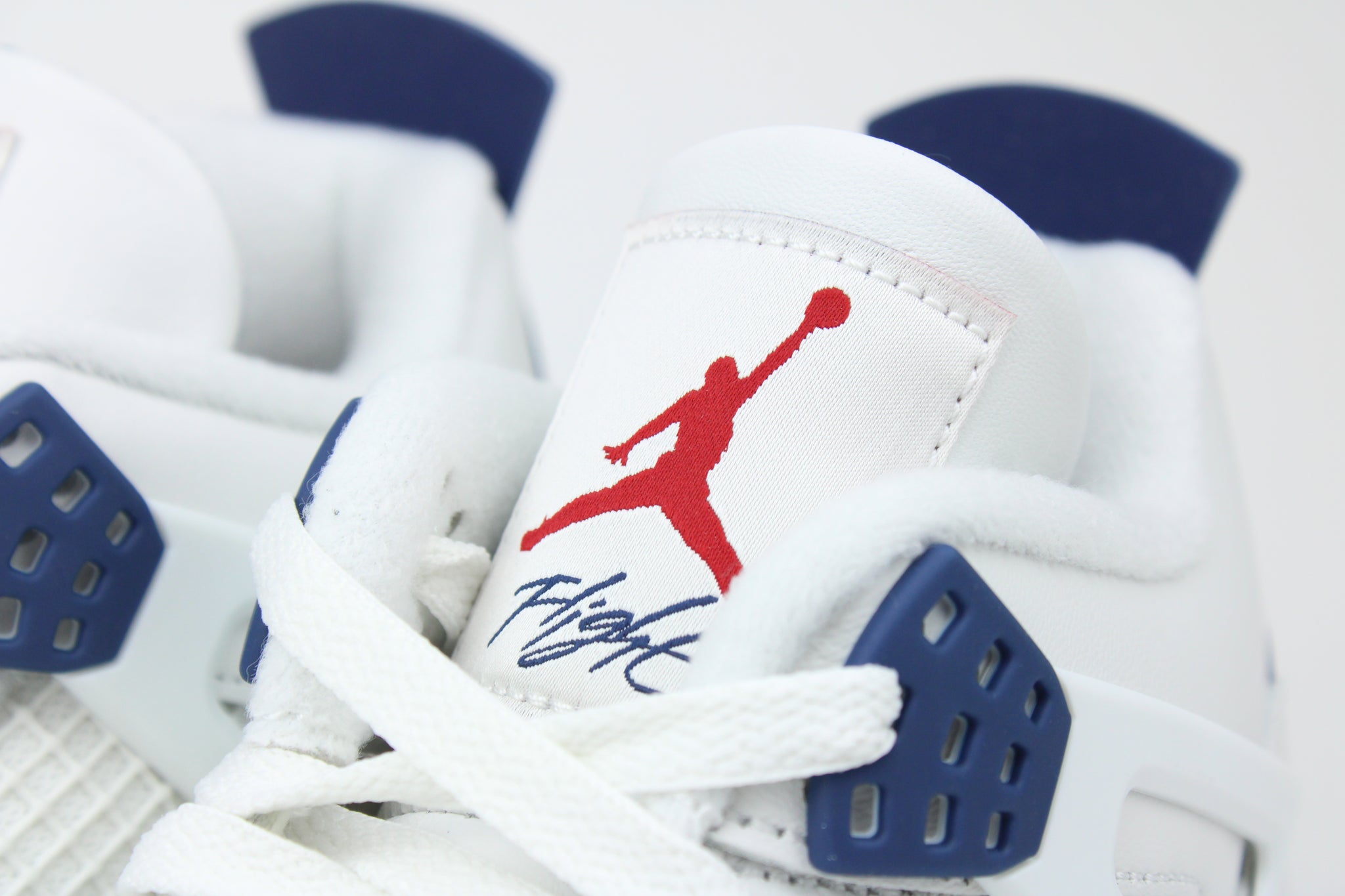 Nike SB x Air Jordan 4 'Navy' – The Attic