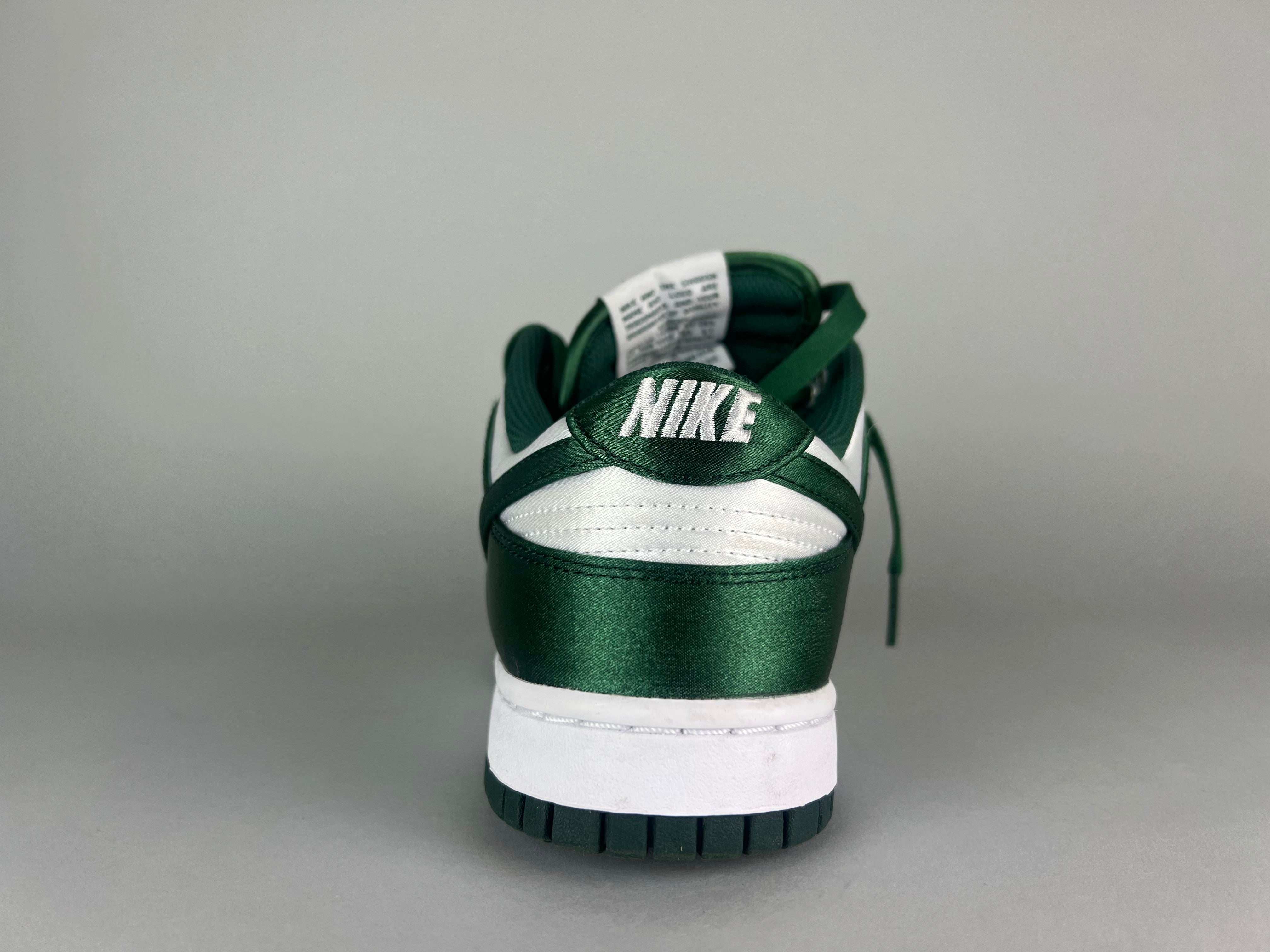 Nike Wmns Dunk Low 'Satin Green' - Size 39 (ARCHIVE)