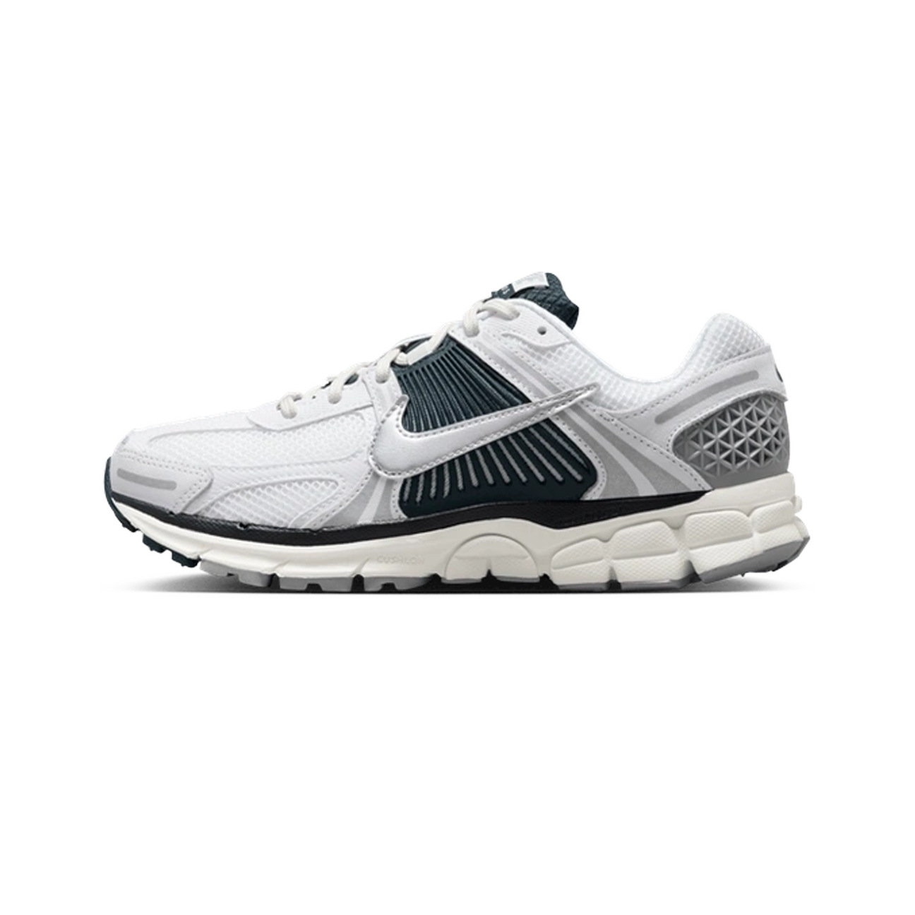 Nike Zoom Vomero 5 'White Armory Navy' (W)