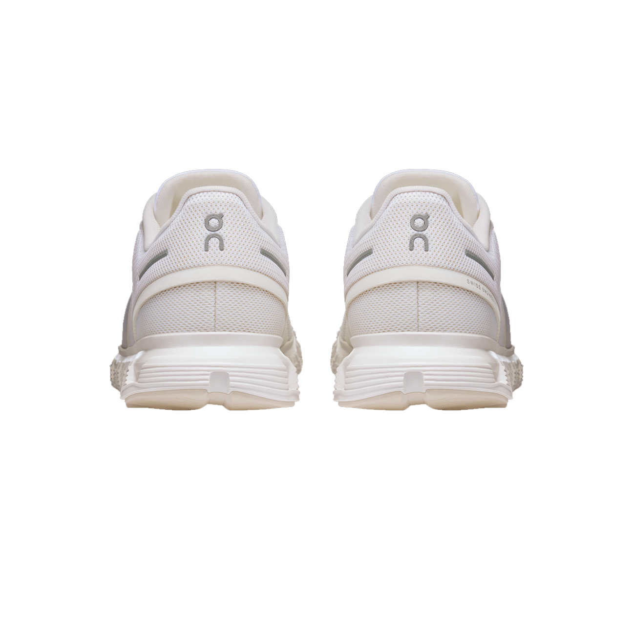 On Running Cloud 6 'White' (W)