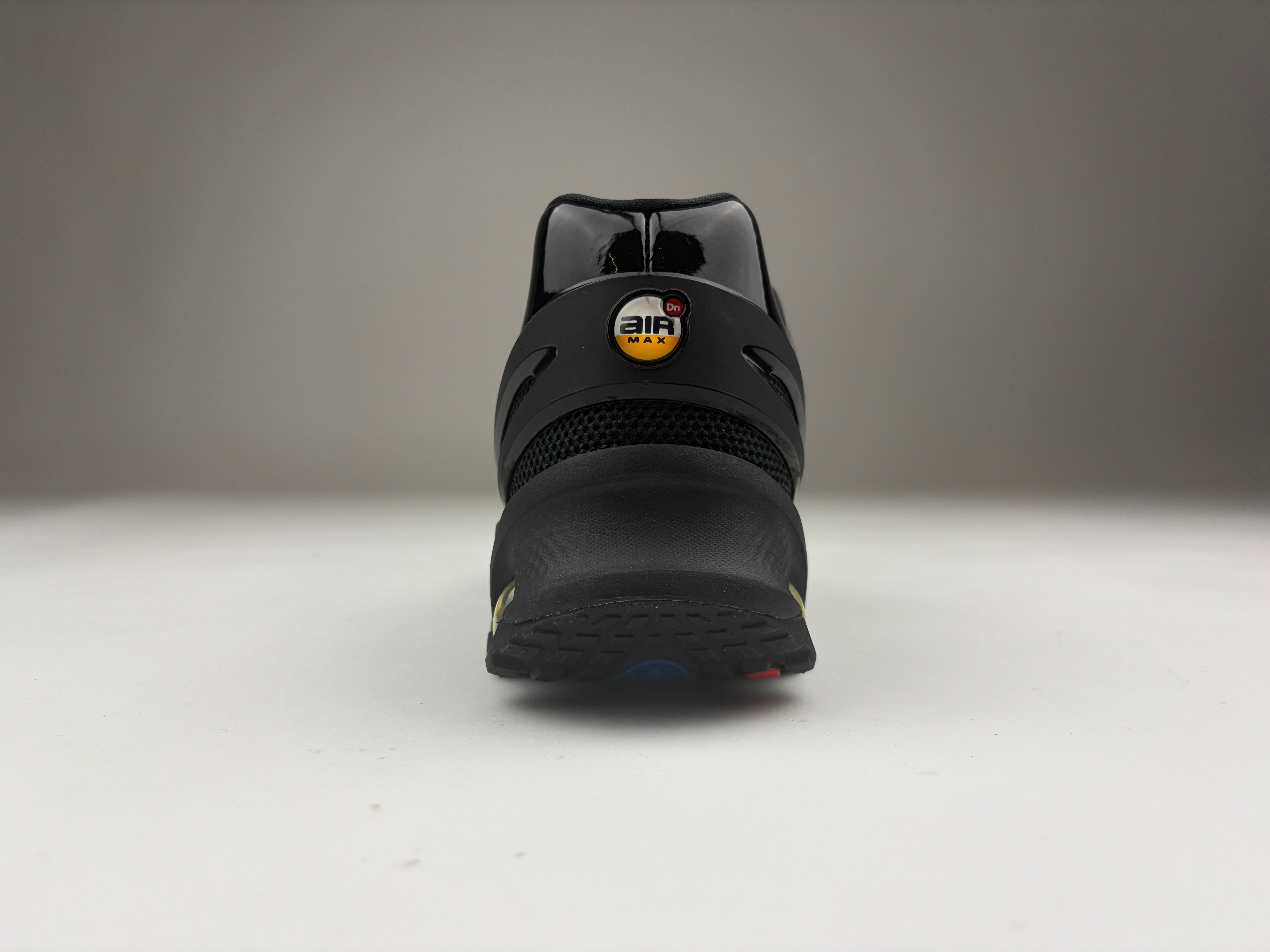 Patta x Nike Air Max DN8 'Black Metallic Silver' Size 40.5 (ARCHIVE)