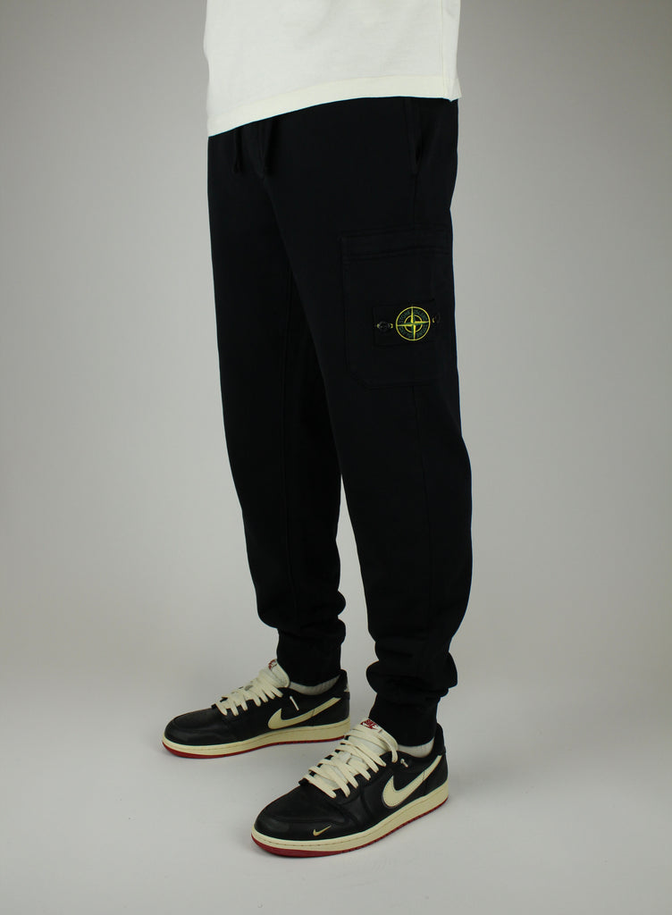 Shop the Stone Island Felpa Sweatpants 'Black' – premium cotton joggers with a relaxed fit, elasticated waistband, and subtle branding for versatile streetwear style.
