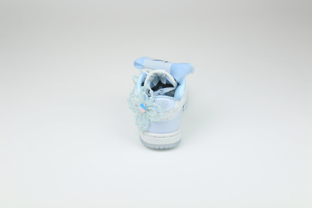 Susan Fang x Nike Dunk Low Artist Collection Women’s – Limited Edition Designer Collaboration Sneakers, Artistic Streetwear Shoes, Premium Lifestyle Trainers