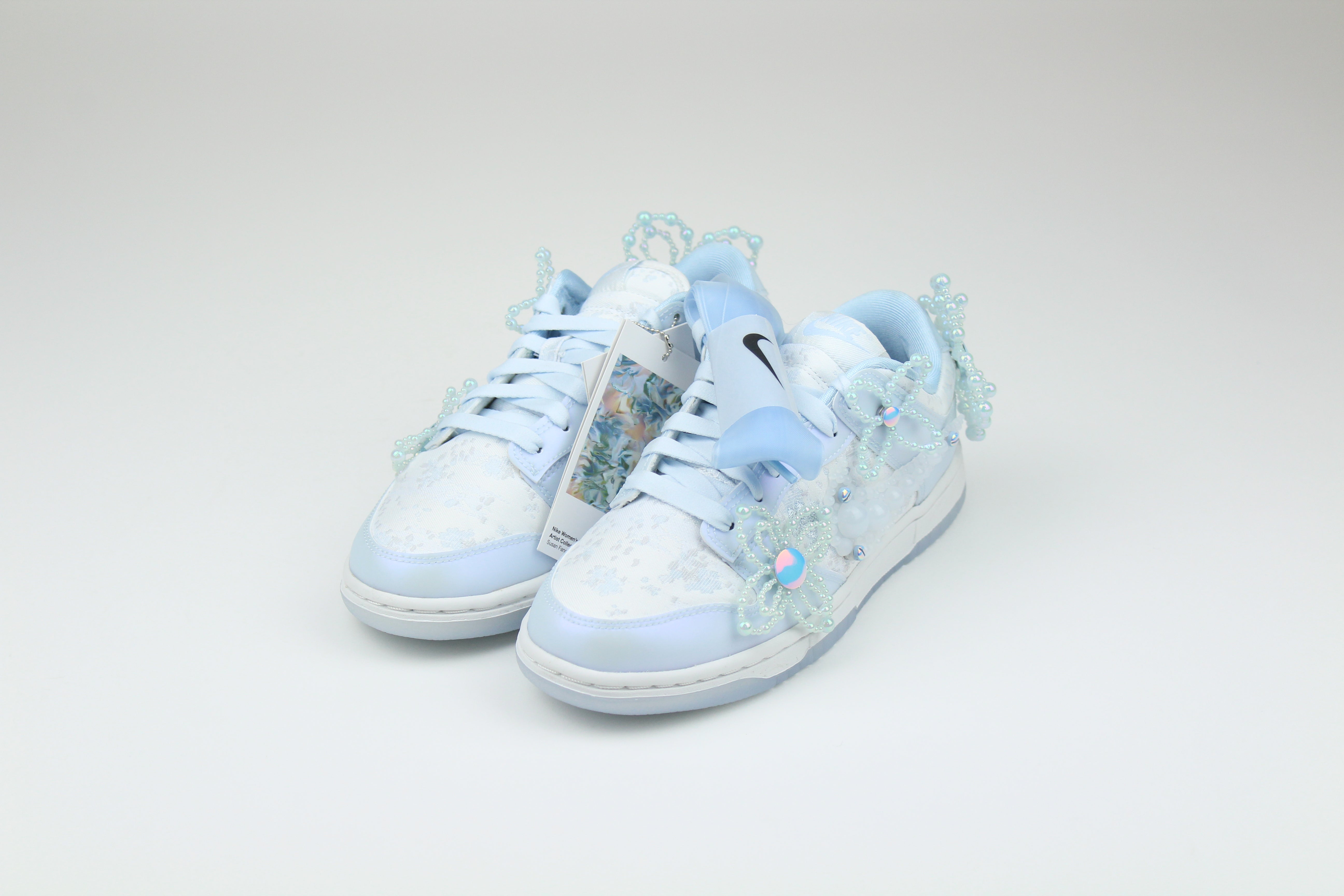 Susan Fang x Nike Dunk Low Artist Collection Women’s – Limited Edition Designer Collaboration Sneakers, Artistic Streetwear Shoes, Premium Lifestyle Trainers