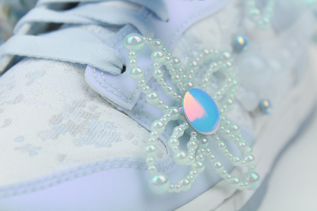 Susan Fang x Nike Dunk Low Artist Collection Women’s – Limited Edition Designer Collaboration Sneakers, Artistic Streetwear Shoes, Premium Lifestyle Trainers