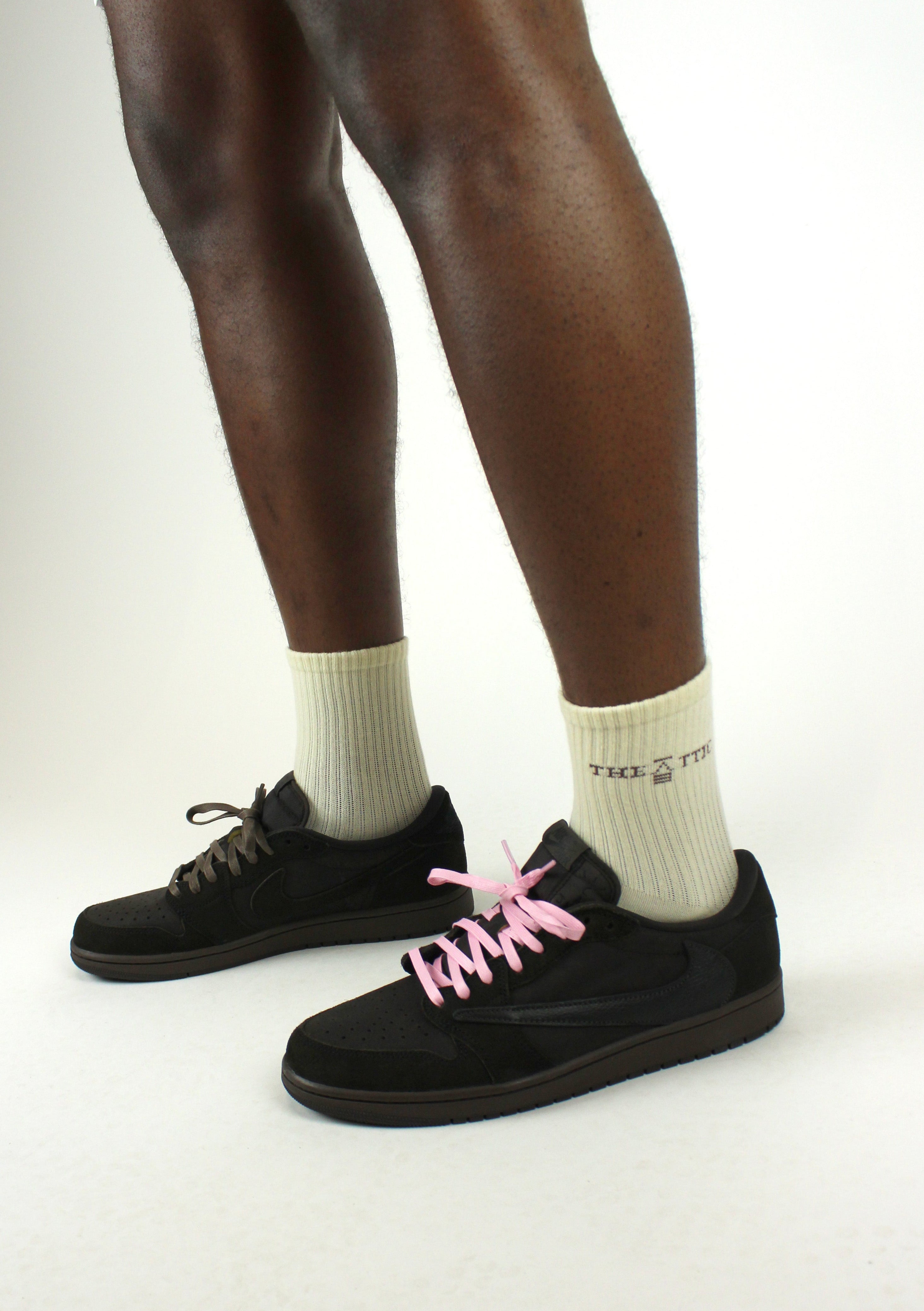 The Attic Essential Socks 'Cream Choco'