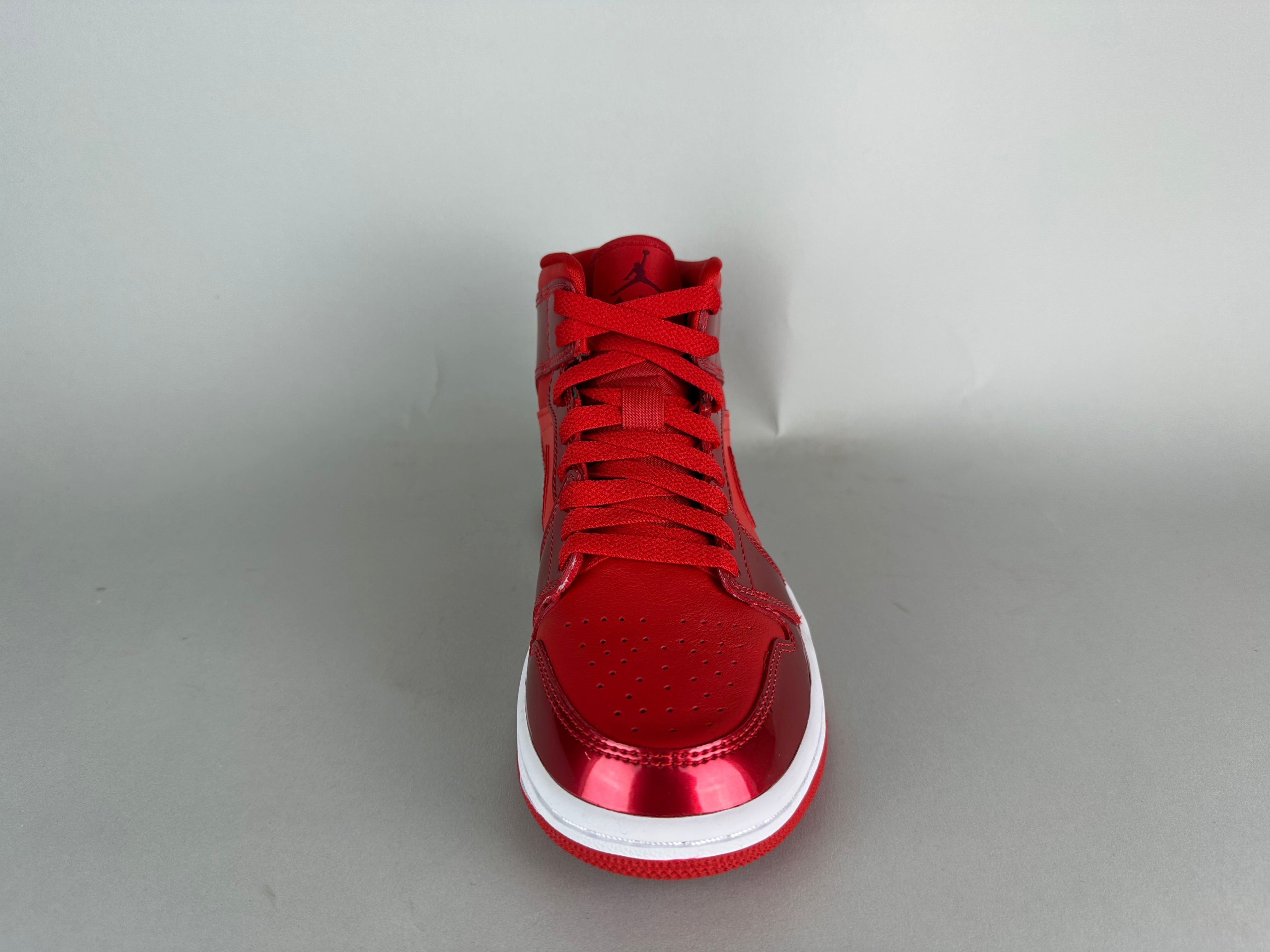 Wmns Air Jordan 1 Mid SE 'University Red Pomegranate' - Size 36 (ARCHIVE)